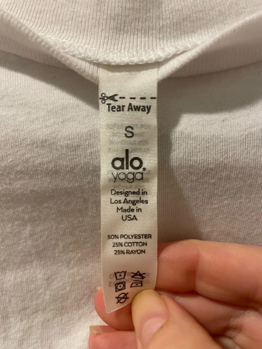 “Authentic” ALO Yoga White Cropped Tee